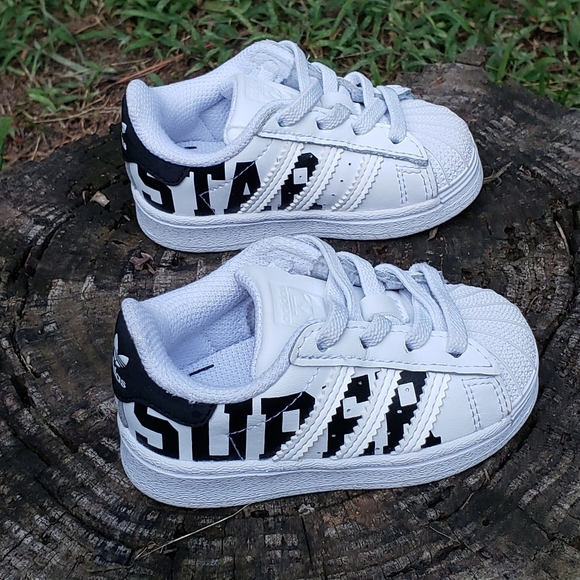Adidas Superstar XXL Print Sneakers Toddlers Size 4. Like New Condition! - Picture 3 of 14